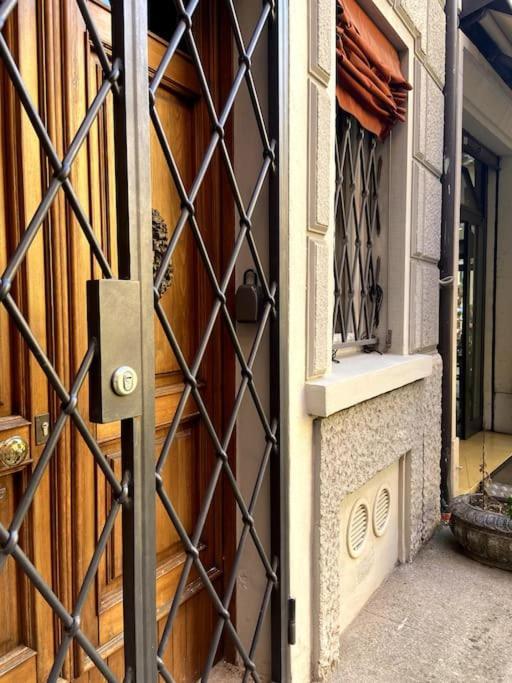 Appartement Ground Floor Luxe Historic Studio City Centre à Bologne Extérieur photo